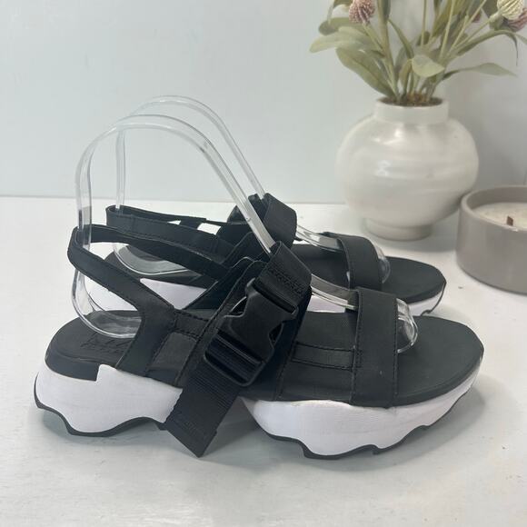 Sorel Kinetic Impact II Sling Low Sandal Black NL4697-010 Women's 7 Tried On - Picture 3 of 9